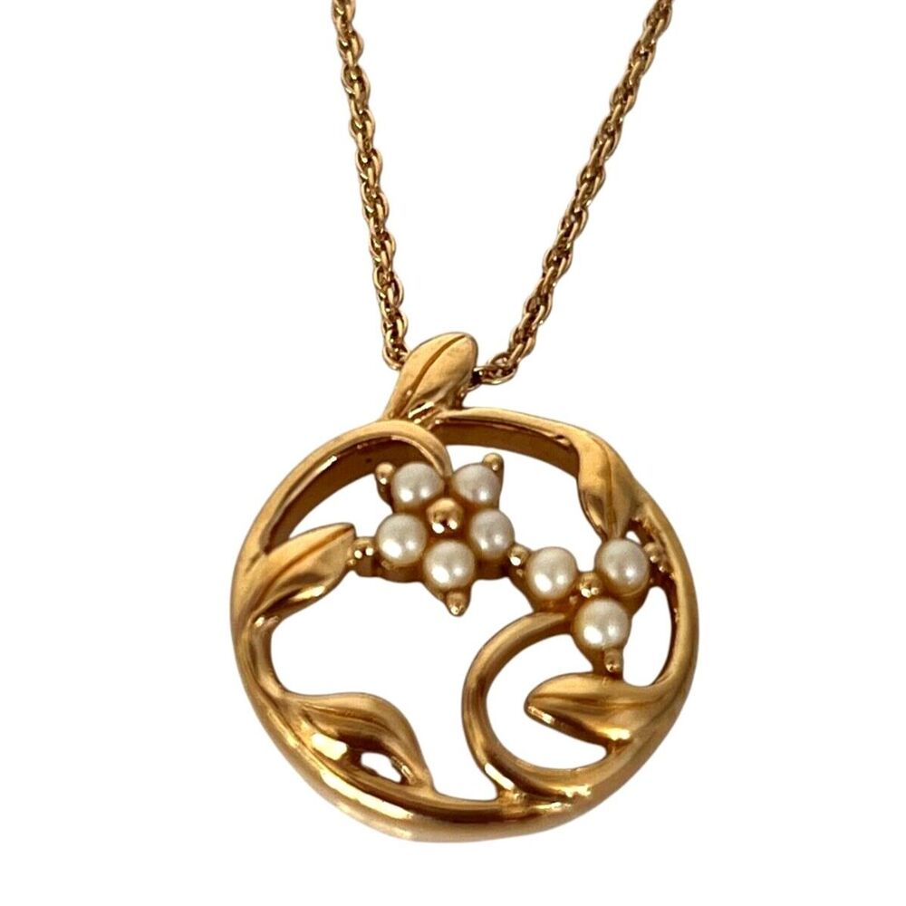 Vintage 1970s Trifari Floral Pendant Necklace Simulated Pearl Gold Tone - 7U
